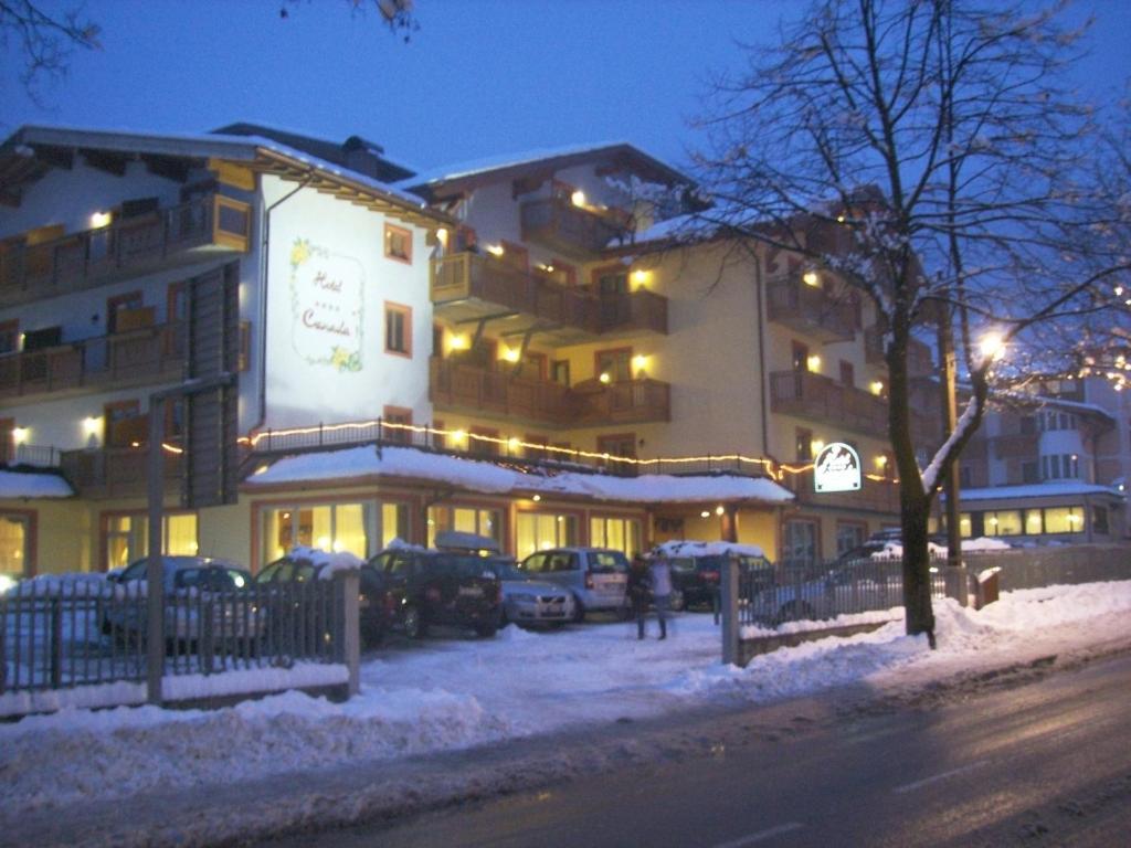 Hotel Canada Pinzolo Dış mekan fotoğraf